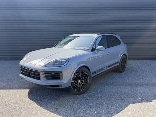 Arctic Grey 2026 Porsche Cayenne Base