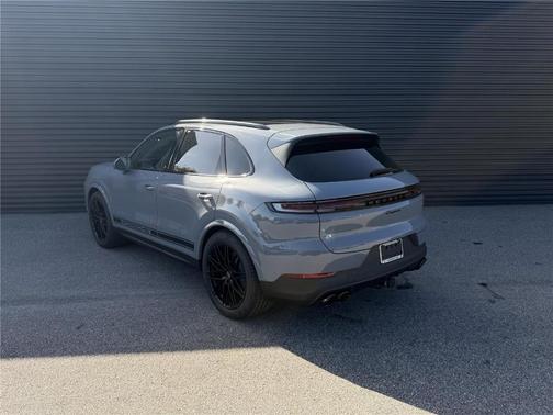 2026 Porsche Cayenne Base