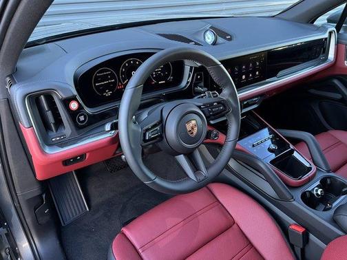 2026 Porsche Cayenne Base