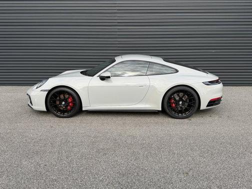 2020 Porsche 911 Carrera 4S
