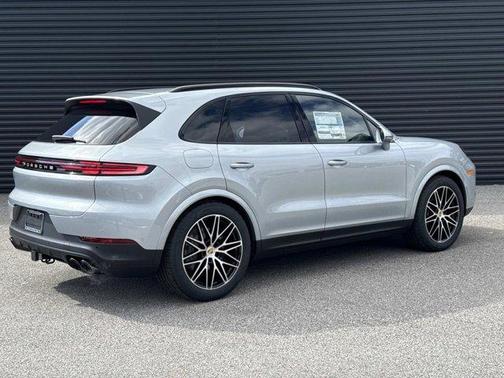 2026 Porsche Cayenne Base