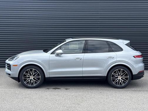 2026 Porsche Cayenne Base