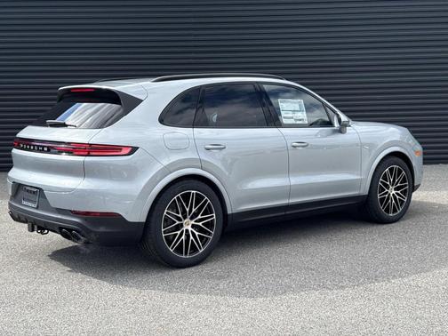 2026 Porsche Cayenne Base