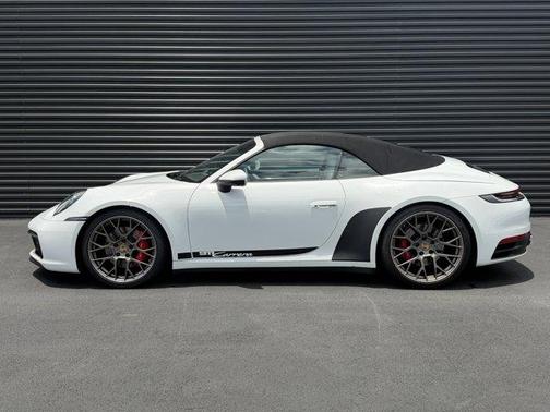 Carrara White Metallic 2020 Porsche 911 Carrera 4S