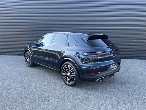 2024 Porsche Cayenne Base