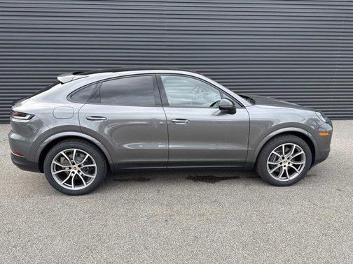 2026 Porsche Cayenne AWD