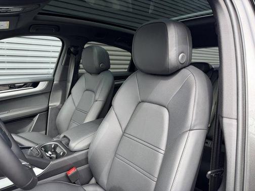 2026 Porsche Cayenne AWD