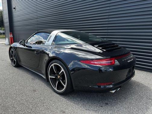 2015 Porsche 911 Targa 4S
