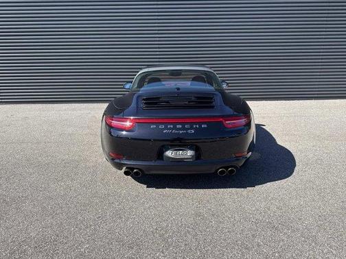 2015 Porsche 911 Targa 4S