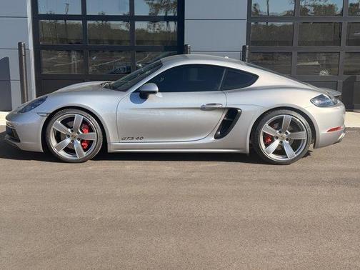 2021 Porsche 718 Cayman GTS 4.0