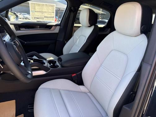 2026 Porsche Cayenne S Coupe AWD