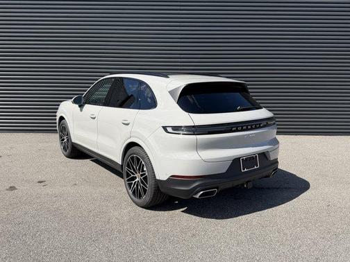 2026 Porsche Cayenne Base