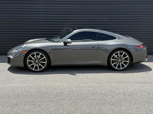 2015 Porsche 911 Carrera