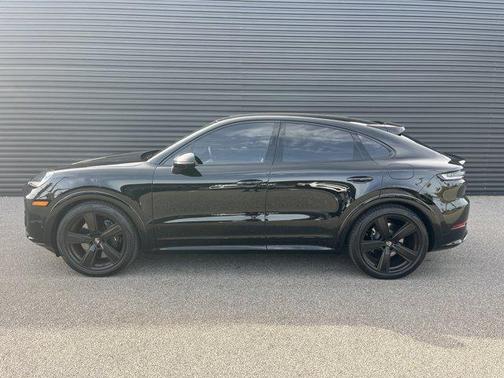 2025 Porsche Cayenne Turbo