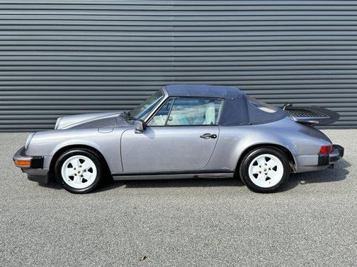 1988 Porsche 911 Carrera