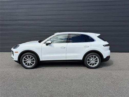 2026 Porsche Cayenne Base