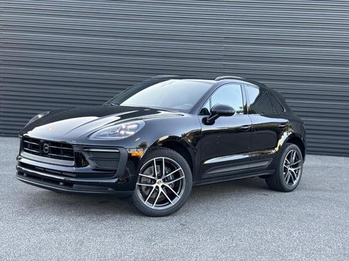 2026 Porsche Macan Base