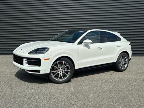 2025 Porsche Cayenne AWD