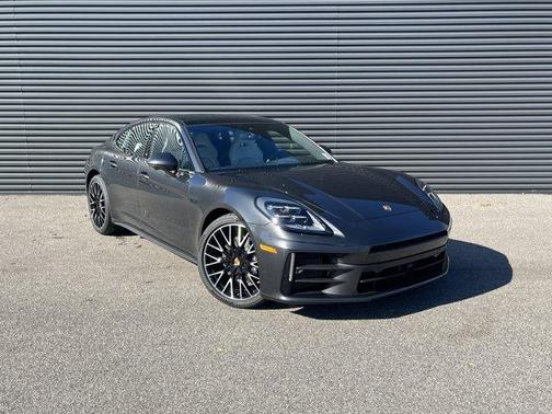 Volcano Grey Metallic 2026 Porsche Panamera 4