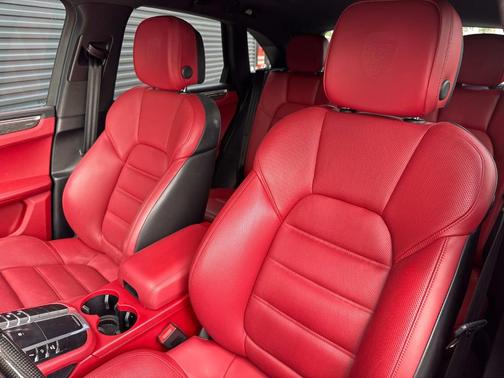 2021 Porsche Macan GTS