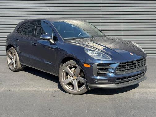 Night Blue Metallic 2021 Porsche Macan S