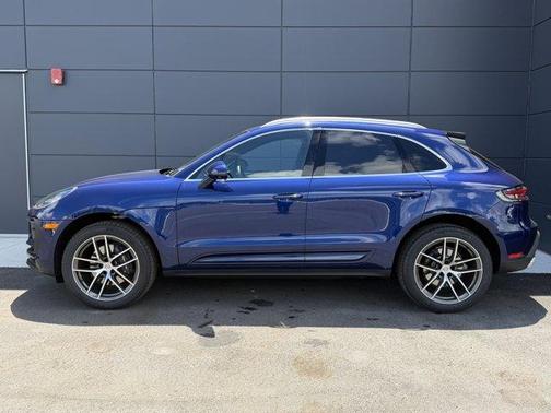 Blue Metallic 2026 Porsche Macan Base