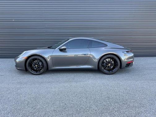 2024 Porsche 911 Carrera