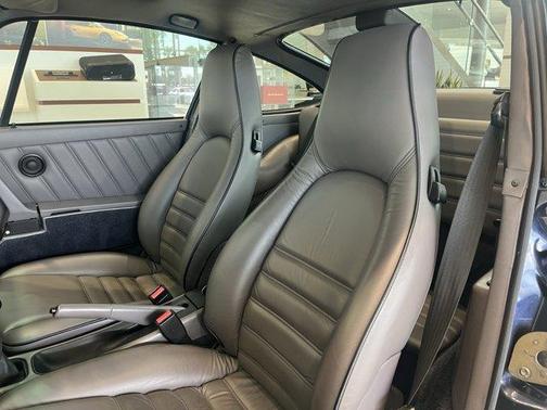 1992 Porsche 911 Carrera 2