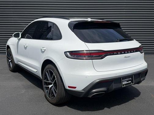 White 2024 Porsche Macan