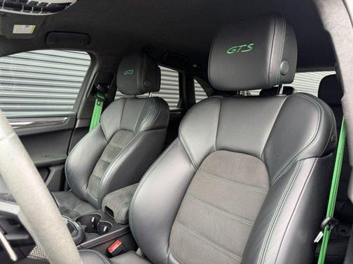 2023 Porsche Macan GTS