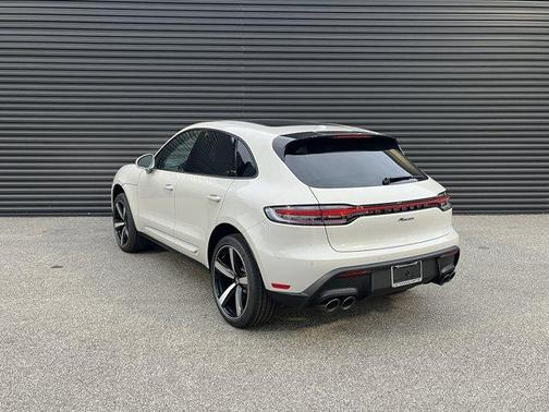 2026 Porsche Macan Base