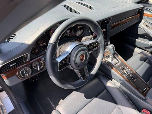 2017 Porsche 911 Carrera S