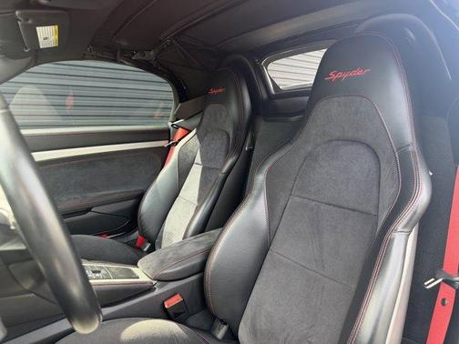 2020 Porsche 718 Spyder Base
