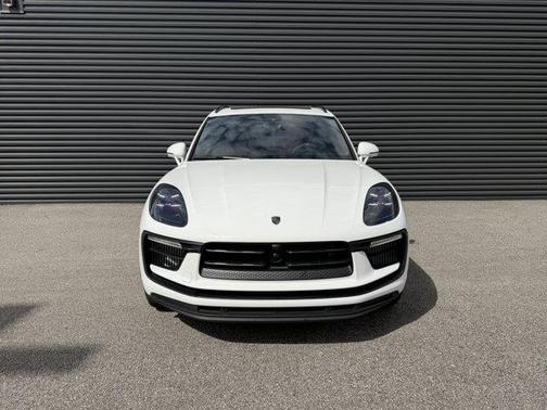 2023 Porsche Macan S
