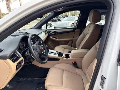 2023 Porsche Macan S