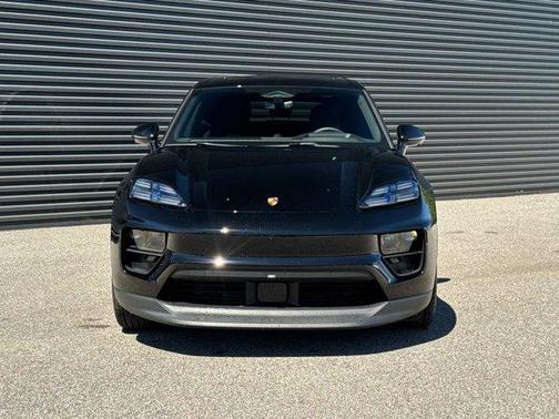Black 2025 Porsche Macan 4S