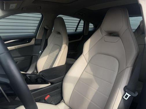 Carrara White Metallic 2025 Porsche Panamera Base