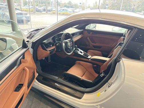 2024 Porsche 911 S/T