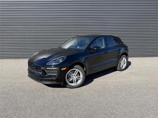 2026 Porsche Macan Base
