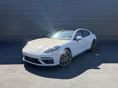 2019 Porsche Panamera Turbo
