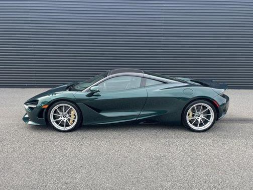 2025 McLaren 750S Base