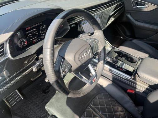 Mythos Black Metallic 2022 Audi SQ8 4.0T Prestige