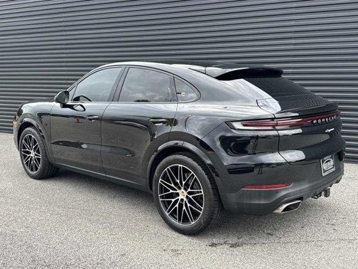 2024 Porsche Cayenne AWD