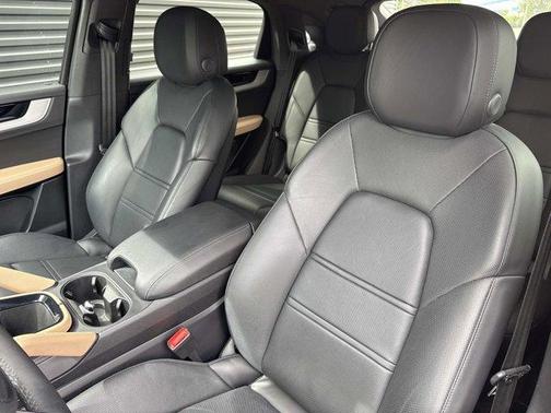 2024 Porsche Cayenne AWD