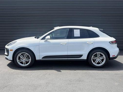2023 Porsche Macan T