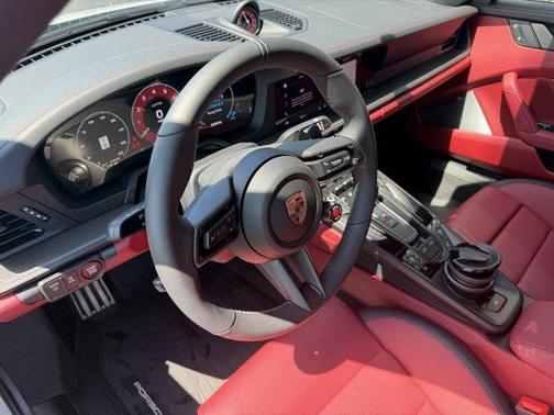 Ice 2026 Porsche 911 Targa 4 GTS