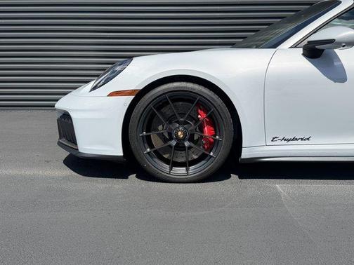 Ice 2026 Porsche 911 Targa 4 GTS