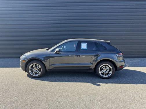 2020 Porsche Macan Base
