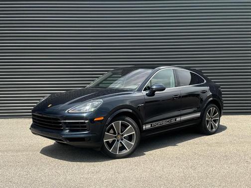 2022 Porsche Cayenne E-Hybrid Coupe Base