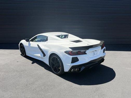 Arctic White 2022 Chevrolet Corvette Stingray w/1LT
